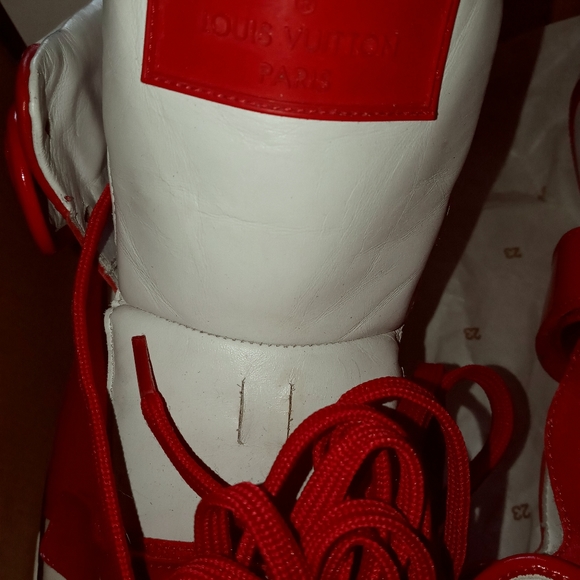 louis Vuitton Mens Mid top sneakers - Picture 3 of 11